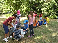 Spassolympiade_03_fischen mit der Fliegenklatsche.JPG