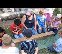 Spassolympiade_08_Nagelbalken.JPG