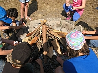 Stockbrot_03_Feuer anzünden.JPG