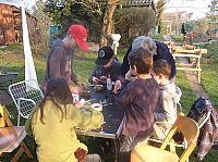 05_05 Holzeulen basteln.JPG